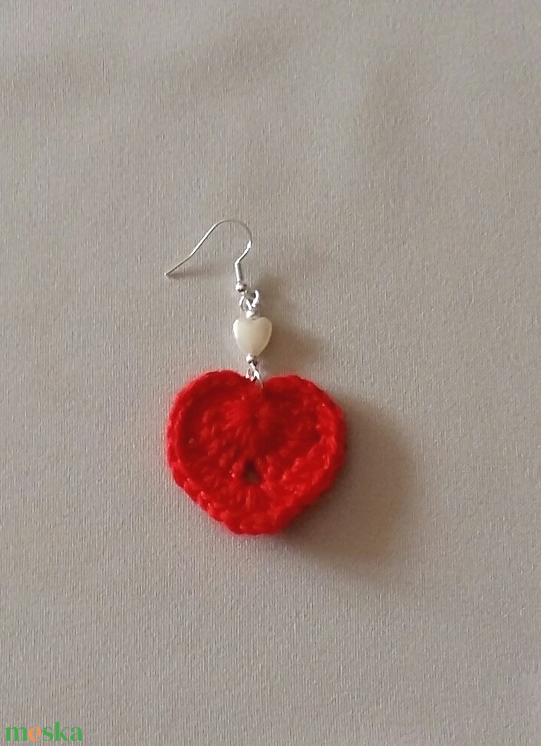 Piros szívecske - ékszer - fülbevaló - lógó fülbevaló - Meska.hu