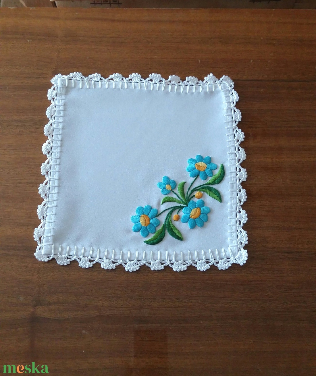 Türkiz virágok - otthon & életmód - dekoráció - asztal és polc dekoráció - asztaldísz - Meska.hu