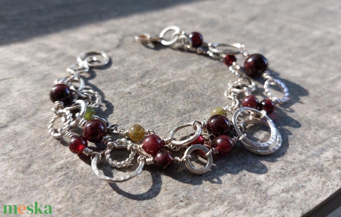 Őszi bogyók - ezüst karkötő ásványokkal - ékszer - karkötő - bogyós karkötő - Meska.hu