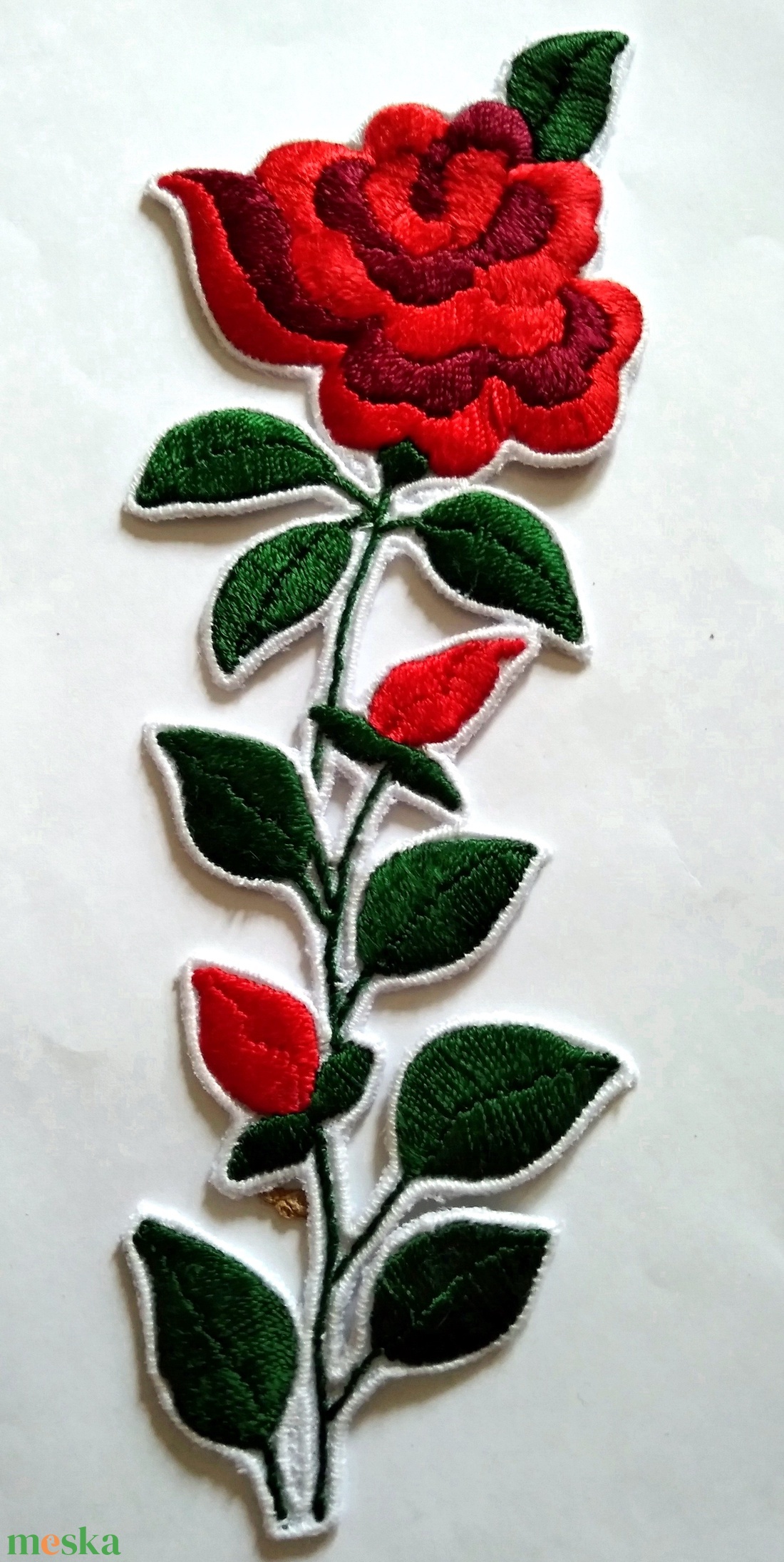 kézzel  hímzett   felvarrható  rózsa - diy (csináld magad) - egységcsomag - Meska.hu