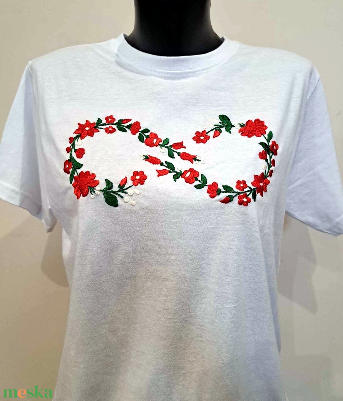 hímzett  póló - ruha & divat - női ruha - póló, felső - Meska.hu