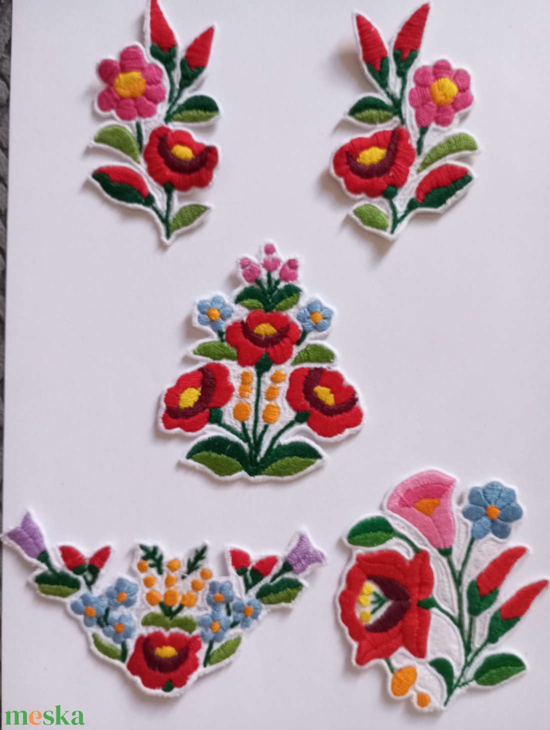 Kalocsai felvarrhato minta - diy (csináld magad) - egységcsomag - Meska.hu Kalocsai felvarrhato minta - diy (csináld magad) - egységcsomag - Meska.hu
