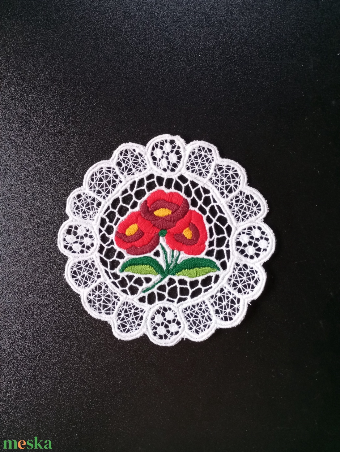 kalocsai  riseliős  alátét - otthon & életmód - dekoráció - asztal és polc dekoráció - horgolt & csipketerítő - Meska.hu