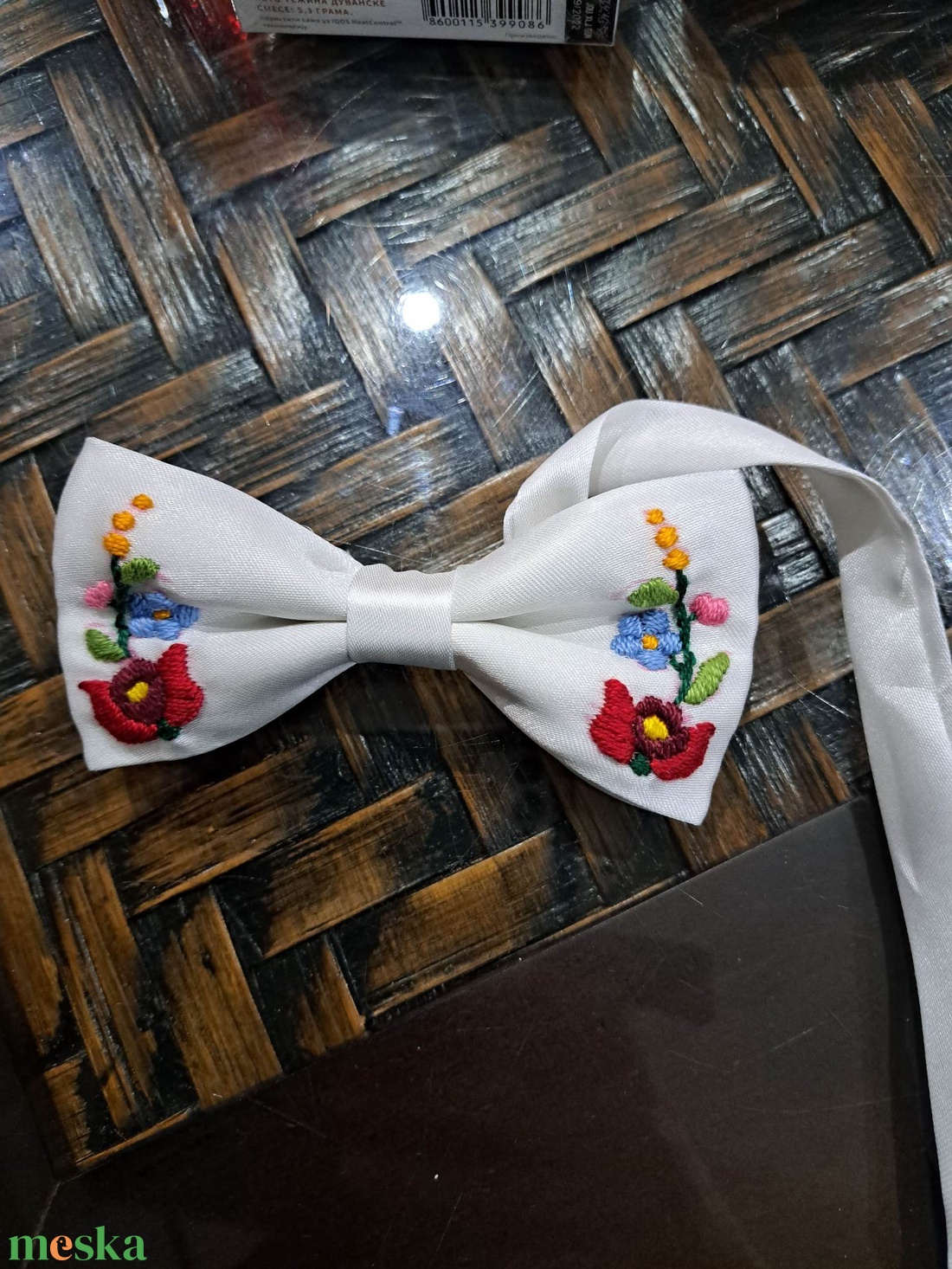 csokornyakkendő,  kézzel  hímzett  kalocsai  mintás - esküvő - kiegészítők - nyakkendő - Meska.hu