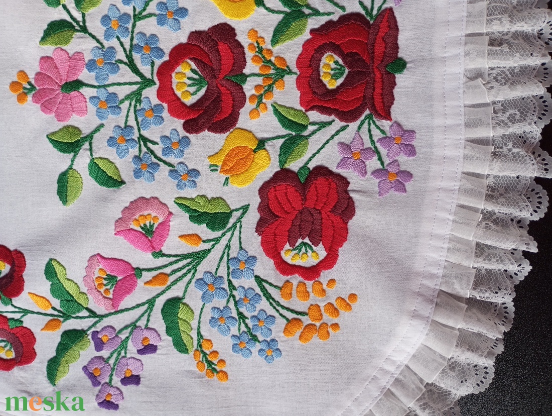 Kalocsai hímzett kötény - otthon & életmód - konyhafelszerelés, tálalás - konyhai textil - kötény - Meska.hu