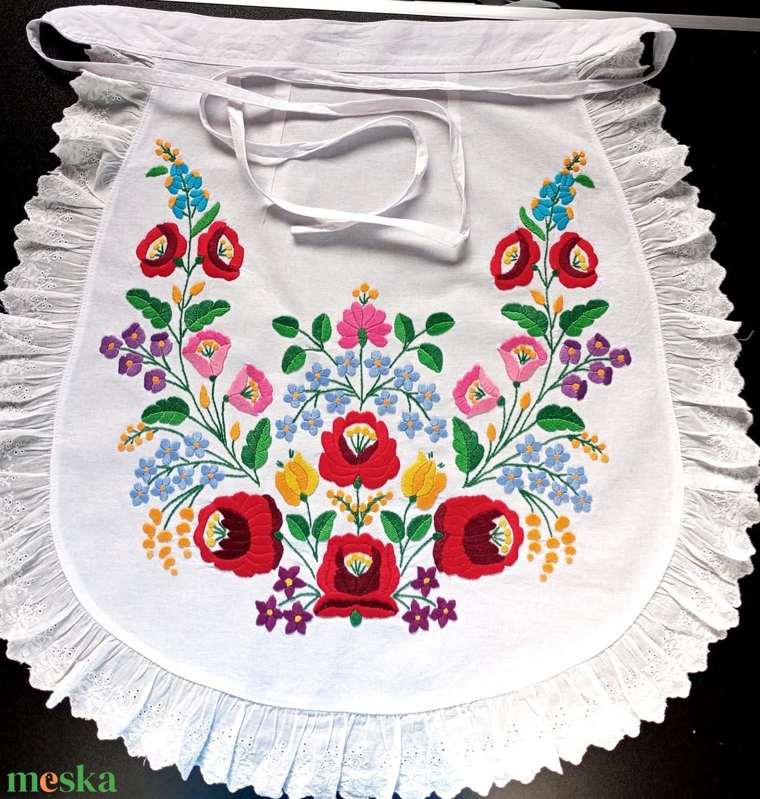 Kalocsai hímzett kötény - otthon & életmód - konyhafelszerelés, tálalás - konyhai textil - kötény - Meska.hu