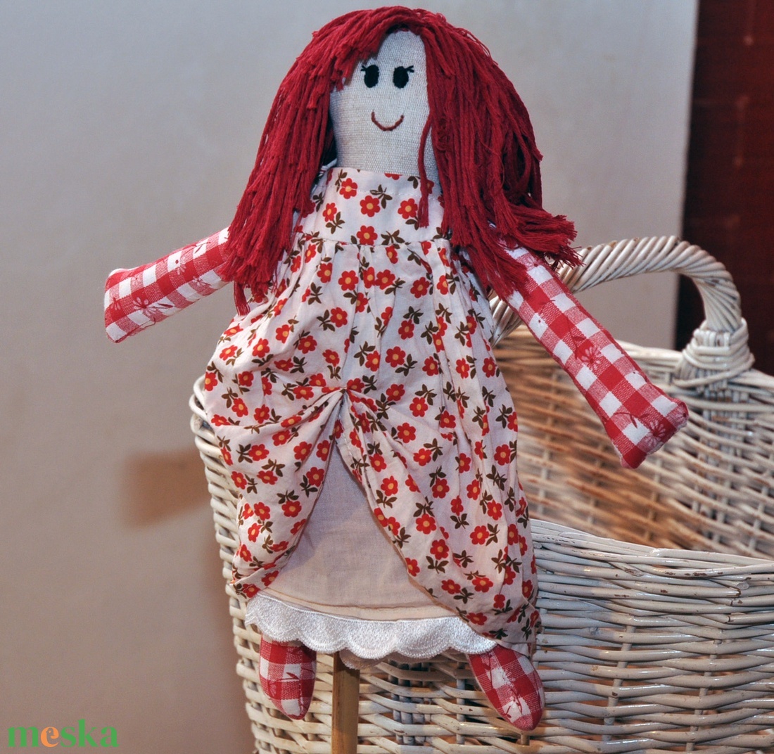 Dorottya - meggypiros hajjal + hajcsattal - játék & sport - baba & babaház - baba - Meska.hu