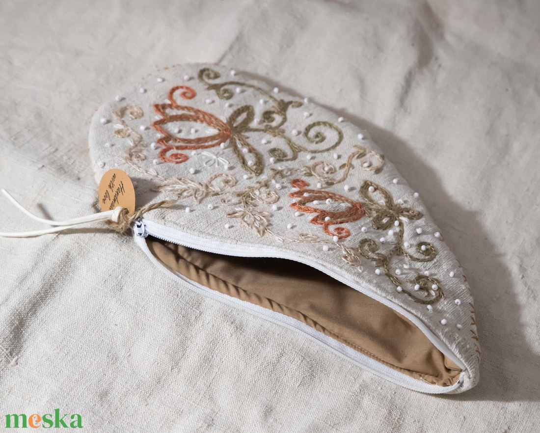 Csepp alakú tartó - gyöngyös tulipános - táska & tok - neszesszer - Meska.hu