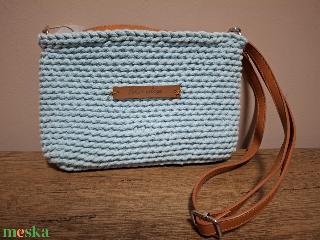 Keresztpántos/crossbody táska - táska & tok - kézitáska & válltáska - vállon átvethető táska - Meska.hu