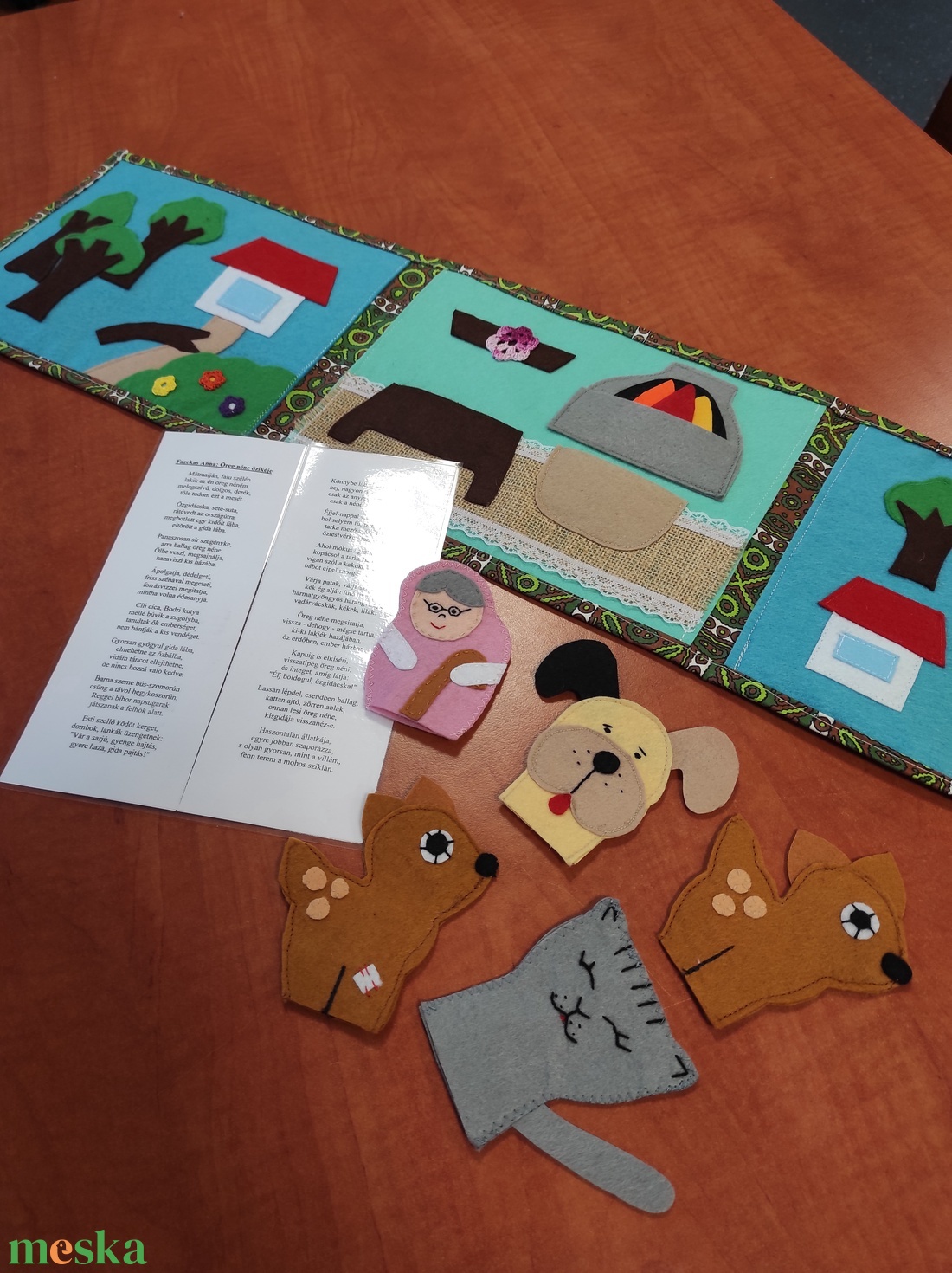 Textil mesekönyv - Öreg néne őzikéje - játék & sport - bábok - ujjbáb - Meska.hu