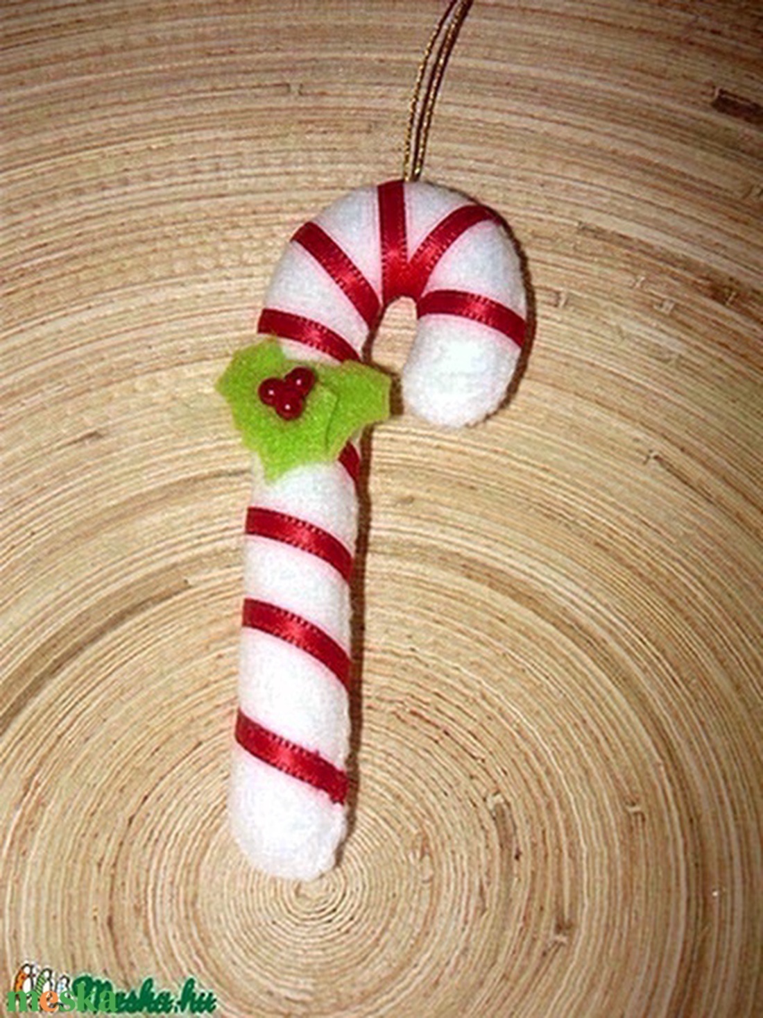 Magyal levéllel díszített karácsonyfadíszek - karácsony - karácsonyi lakásdekoráció - karácsonyfadíszek - Meska.hu