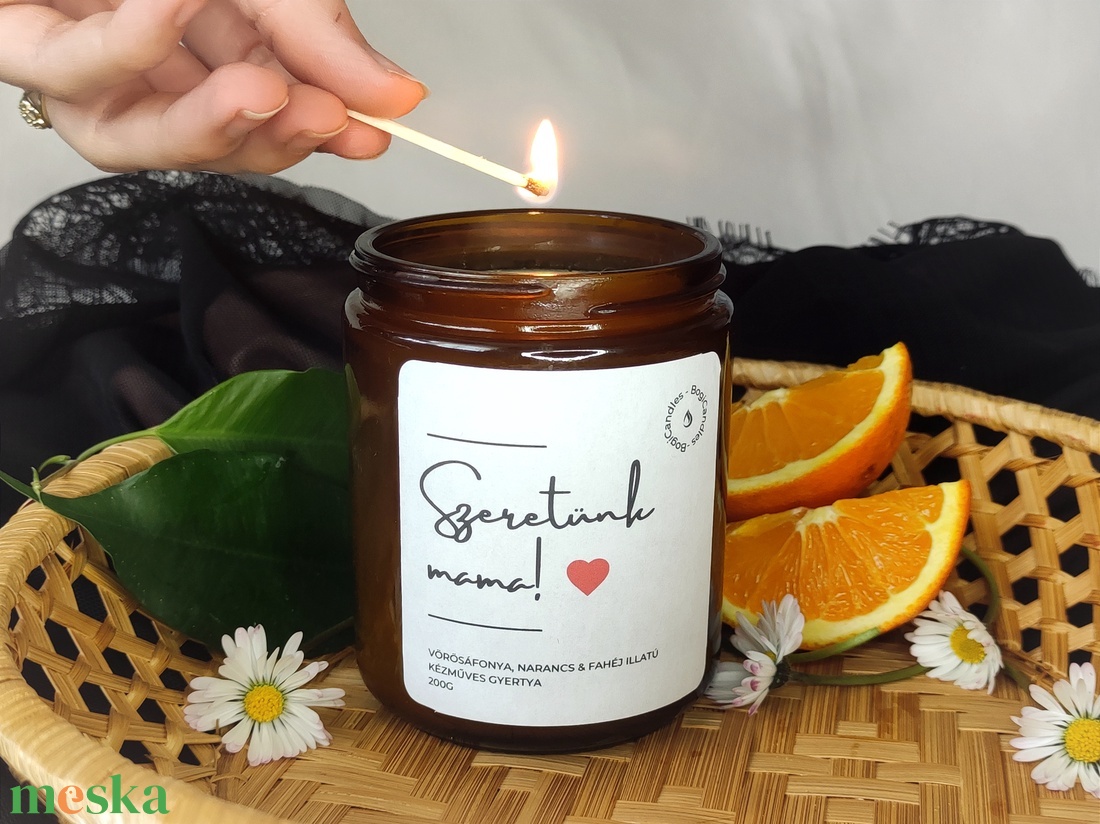 Szeretünk Mama Illatgyertya 200g, Ajándék nagymamának, dédinek Anyák napjára - otthon & életmód - gyertya, illat, aroma - gyertya - Meska.hu