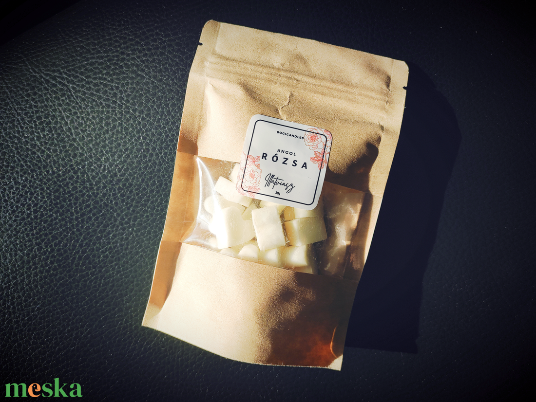 Illatviasz Szívek 30g, illatviasz, wax melt, vegán - otthon & életmód - gyertya, illat, aroma - illatviasz - Meska.hu Illatviasz Szívek 30g, illatviasz, wax melt, vegán - otthon & életmód - gyertya, illat, aroma - illatviasz - Meska.hu