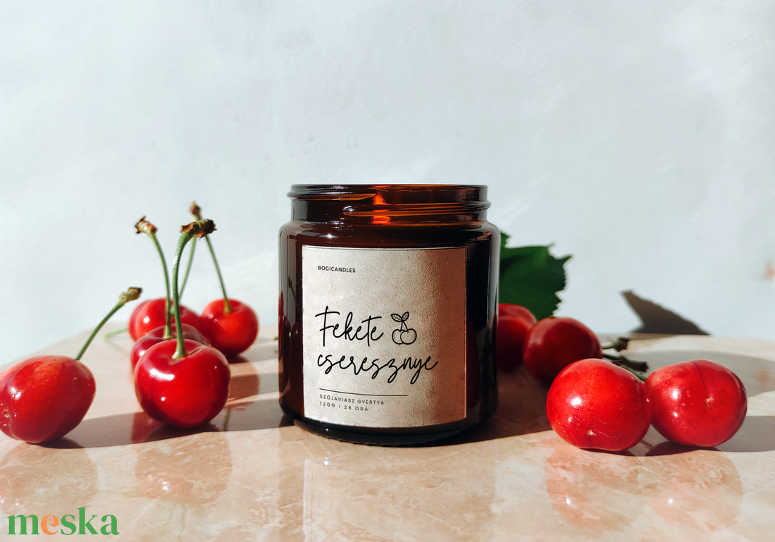 Fekete Cseresznye illatgyertya elegáns üvegben- 200g, ajándék, nyári illatgyertya, lakásdekor - otthon & életmód - gyertya, illat, aroma - gyertya - Meska.hu Fekete Cseresznye illatgyertya elegáns üvegben- 200g, ajándék, nyári illatgyertya, lakásdekor - otthon & életmód - gyertya, illat, aroma - gyertya - Meska.hu