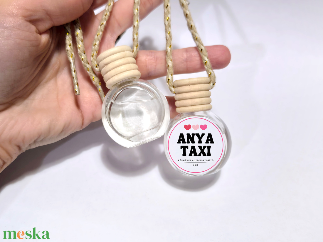 Anya Taxi Autóillatosító, Vicces Autós diffúzor, Autóparfüm, prémium illatosító anyának - otthon & életmód - autó - autós illatosító - Meska.hu Anya Taxi Autóillatosító, Vicces Autós diffúzor, Autóparfüm, prémium illatosító anyának - otthon & életmód - autó - autós illatosító - Meska.hu