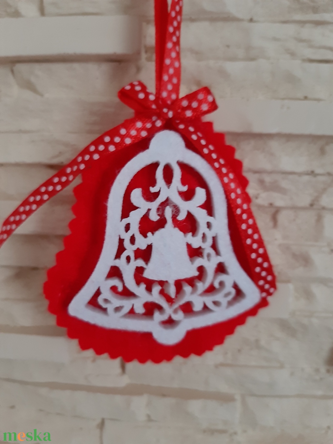 Filc karácsonyi dísz szett - kockás és pöttyös harangok - karácsony - karácsonyi lakásdekoráció - karácsonyfadíszek - Meska.hu