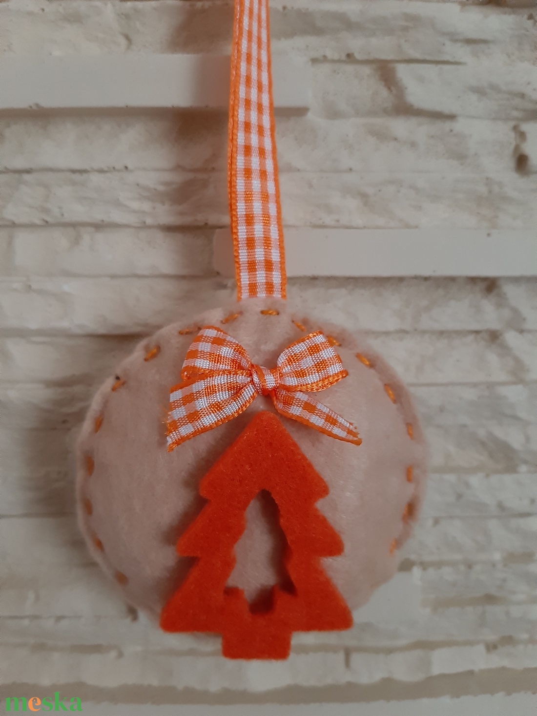 Filc karácsonyi dísz szett - natúr és narancssárga fenyőfa és harang - karácsony - karácsonyi lakásdekoráció - karácsonyfadíszek - Meska.hu