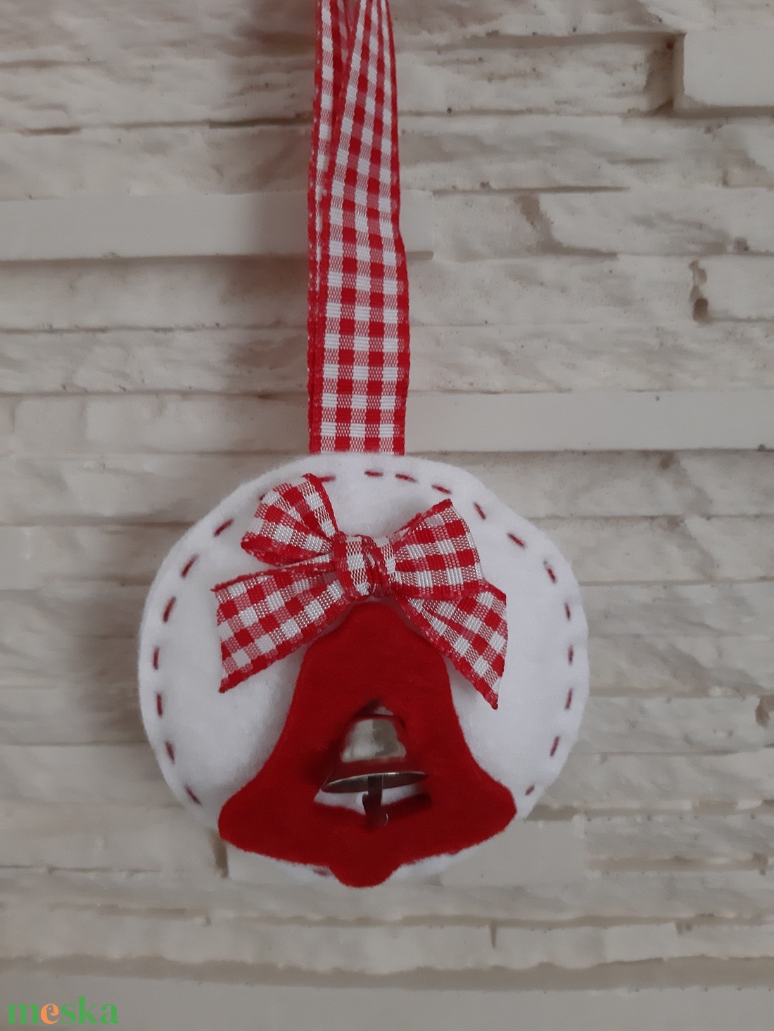 Filc karácsonyi dísz szett - piros kockás, macikás és csengős - karácsony - karácsonyi lakásdekoráció - karácsonyfadíszek - Meska.hu