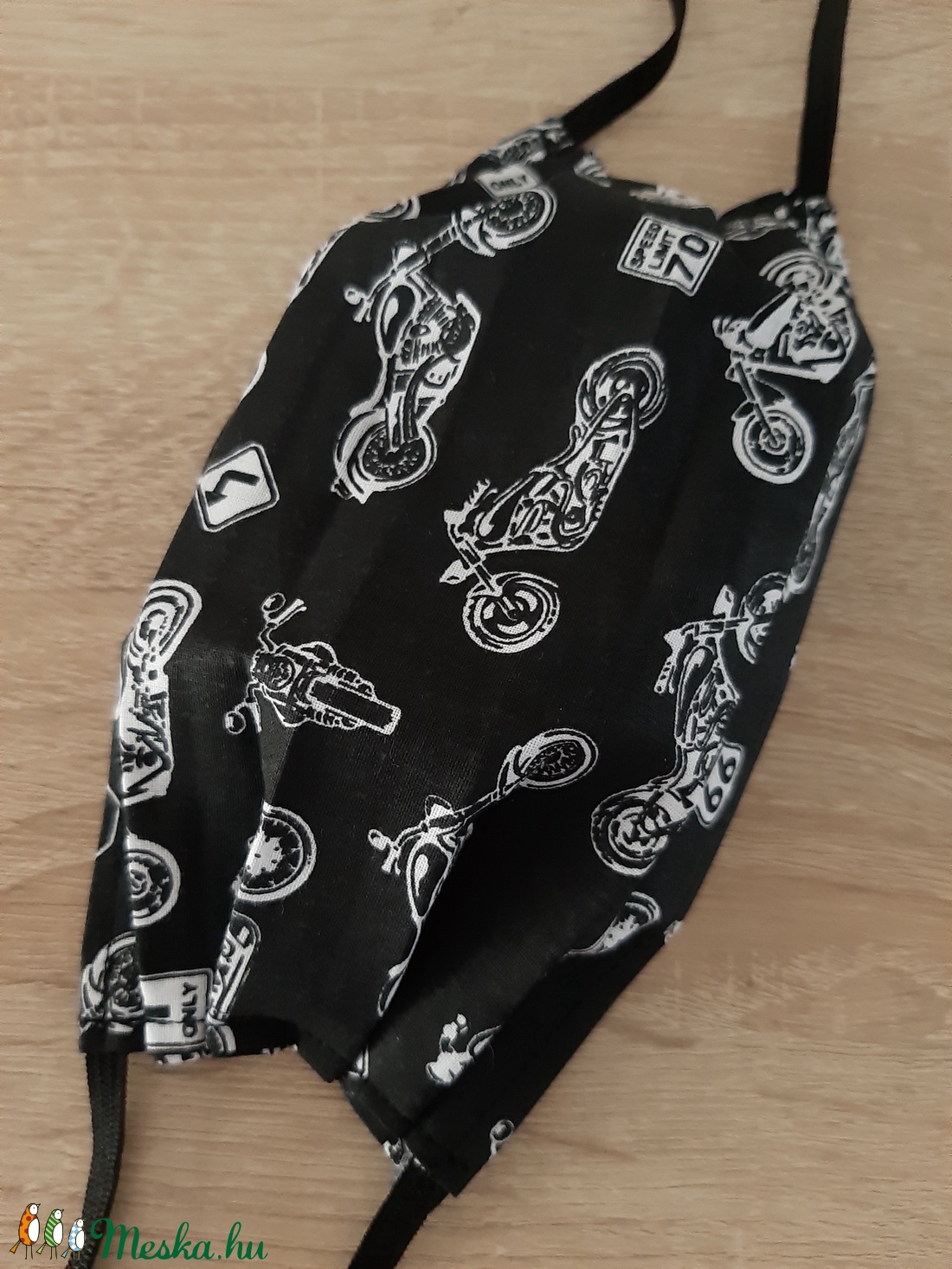 Női textil arcmaszk - fekete, motoros - maszk, arcmaszk - női - Meska.hu Női textil arcmaszk - fekete, motoros - maszk, arcmaszk - női - Meska.hu
