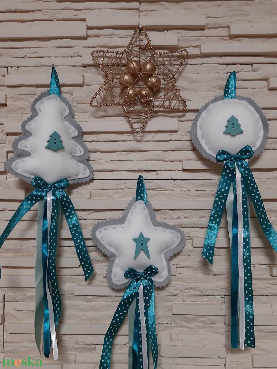 Filc téli trió - türkiz és szürke, fenyőfás szett, pöttyös szalaggal - karácsony - karácsonyi lakásdekoráció - karácsonyfadíszek - Meska.hu