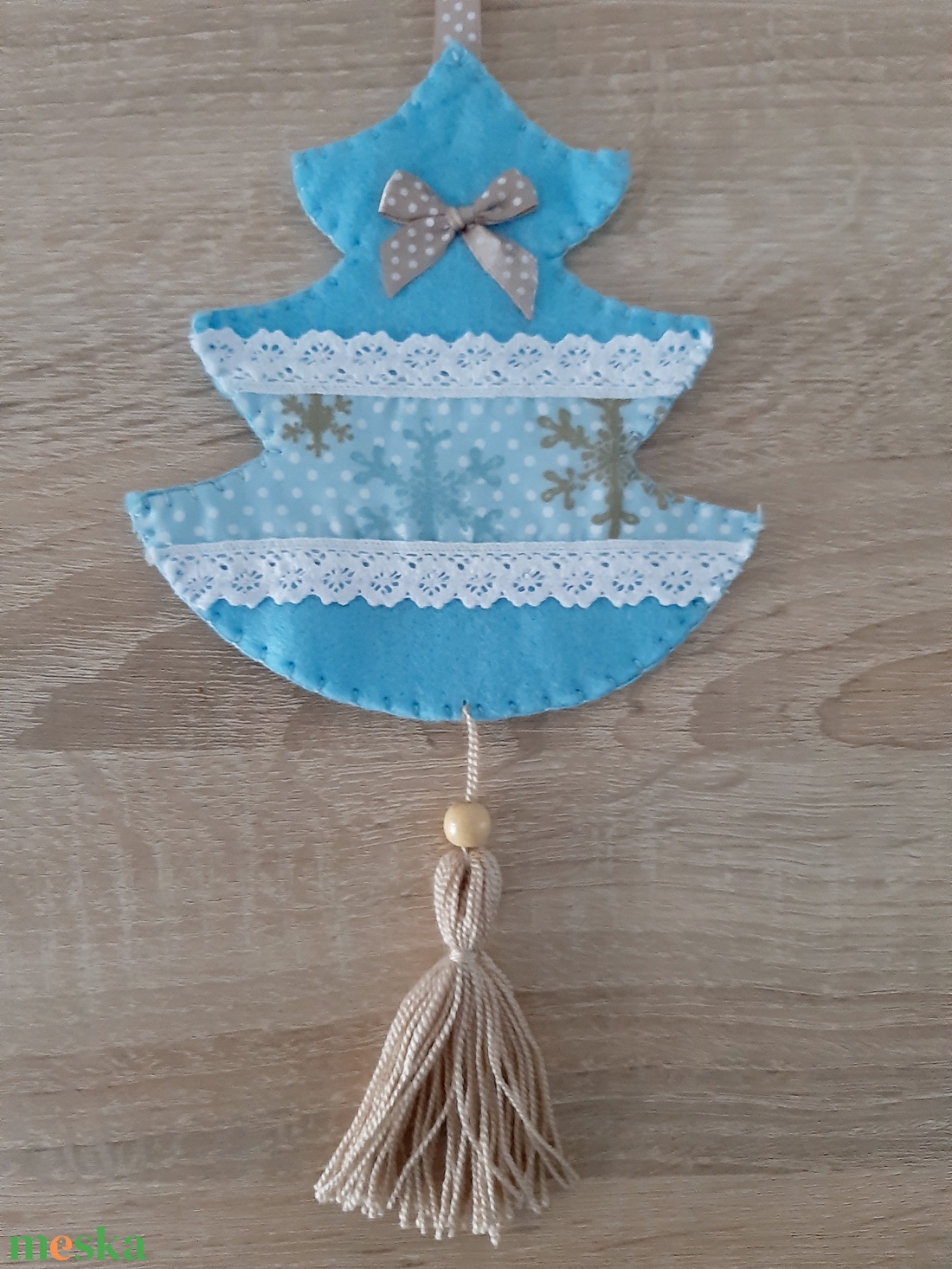 Filc téli duó - kék és barna színvilágban, hópelyhekkel - karácsony - karácsonyi lakásdekoráció - karácsonyfadíszek - Meska.hu