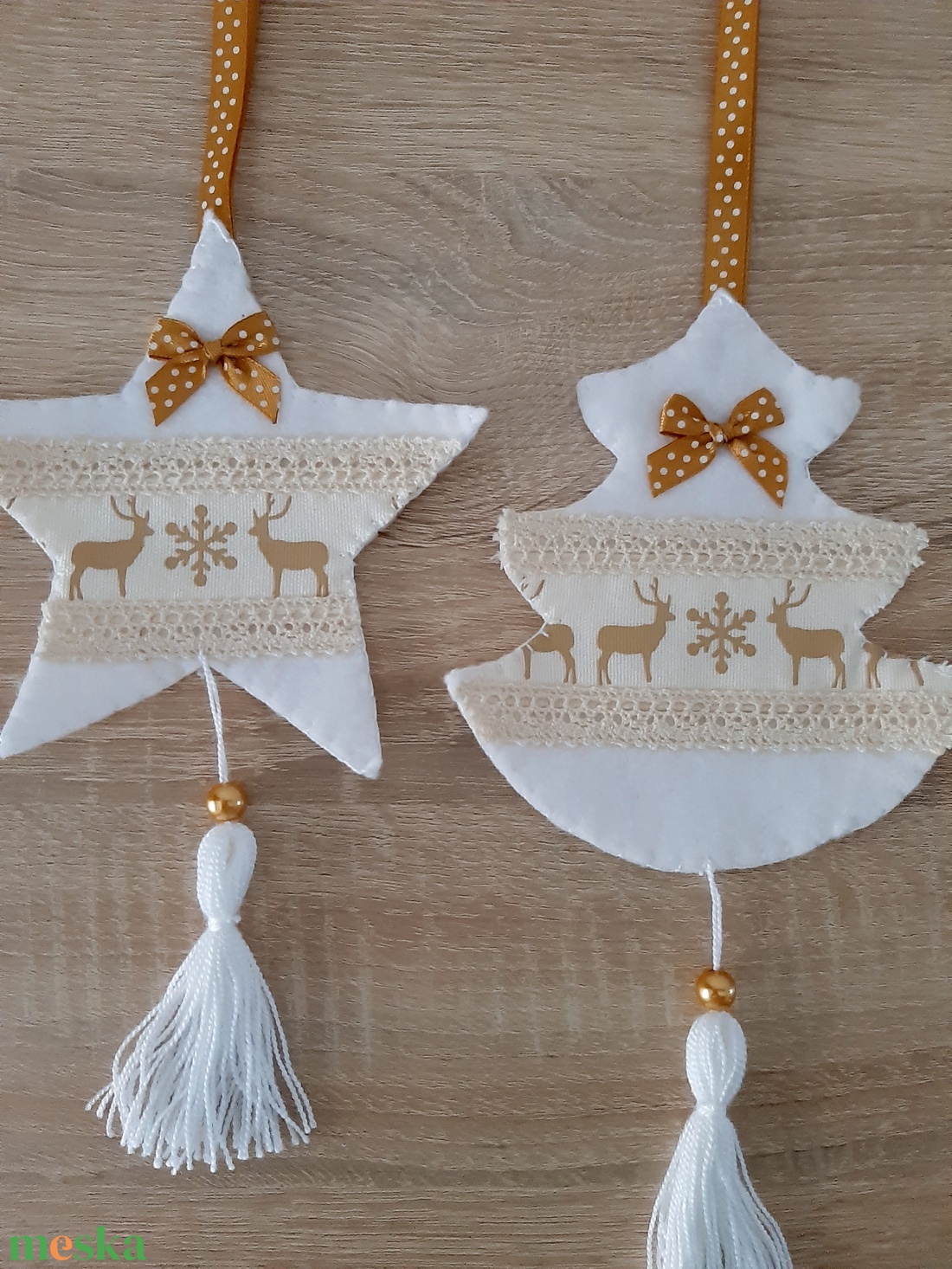 Filc téli duó - fehér és barna színvilágban, rénszarvasokkal - karácsony - karácsonyi lakásdekoráció - karácsonyfadíszek - Meska.hu