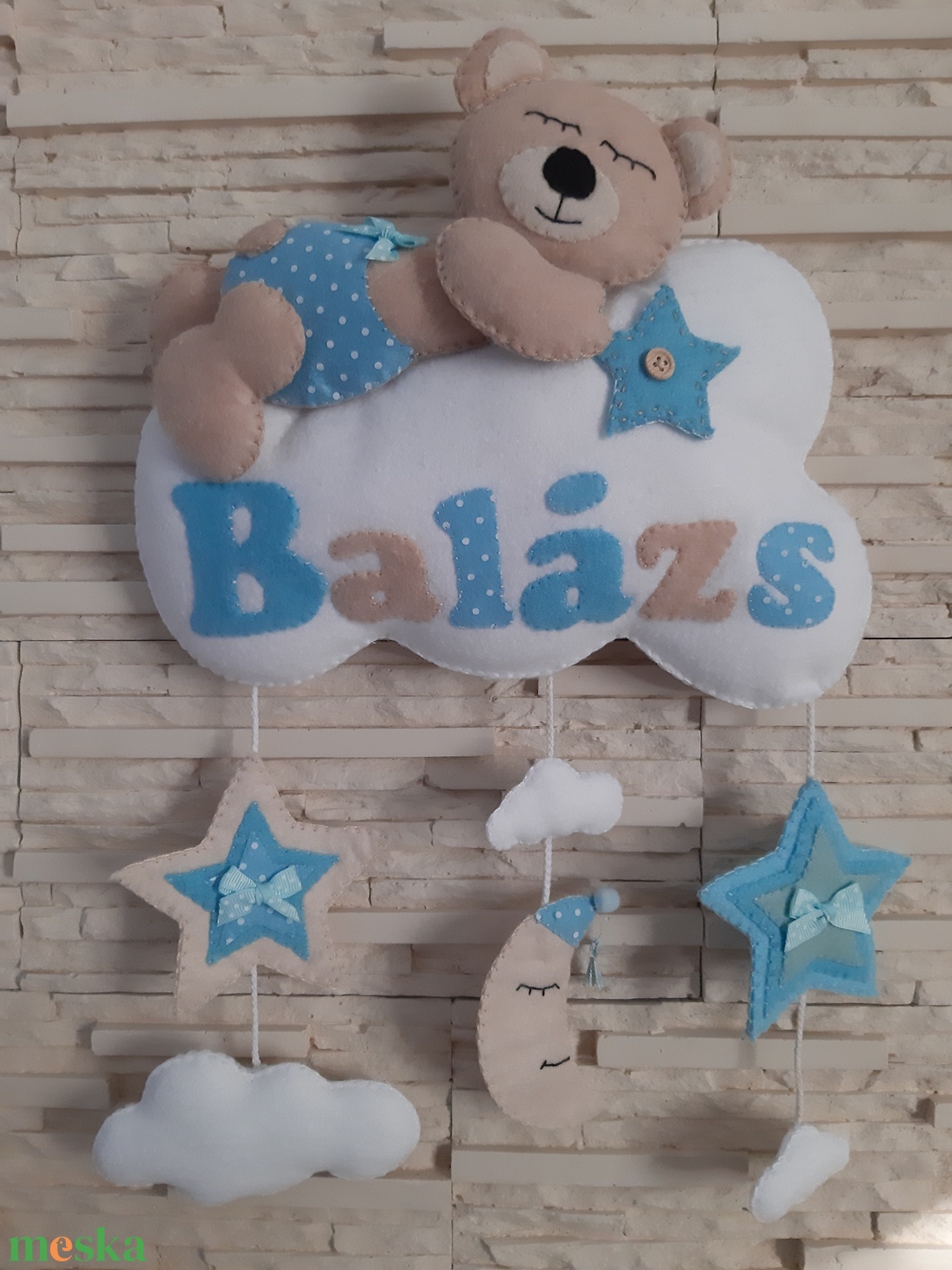Egyedi babaszoba dekoráció - maci felhőn, név felirattal, egyedi elképzelések alapján - otthon & életmód - babaszoba, gyerekszoba - babaszoba dekoráció - Meska.hu Egyedi babaszoba dekoráció - maci felhőn, név felirattal, egyedi elképzelések alapján - otthon & életmód - babaszoba, gyerekszoba - babaszoba dekoráció - Meska.hu