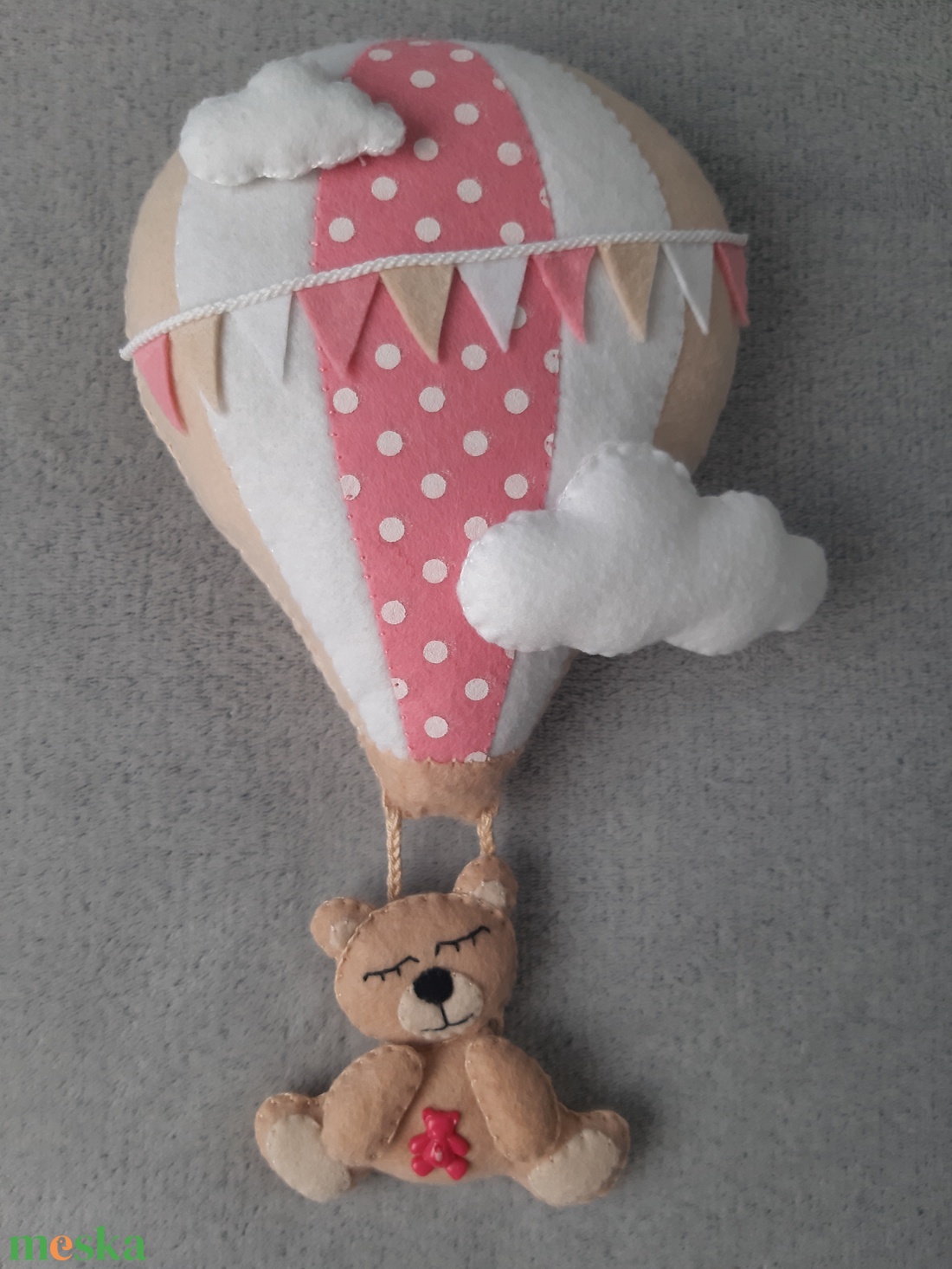 Babaszoba dekoráció - hőlégballonos maci (rózsaszín) - otthon & életmód - babaszoba, gyerekszoba - babaszoba dekoráció - Meska.hu Babaszoba dekoráció - hőlégballonos maci (rózsaszín) - otthon & életmód - babaszoba, gyerekszoba - babaszoba dekoráció - Meska.hu