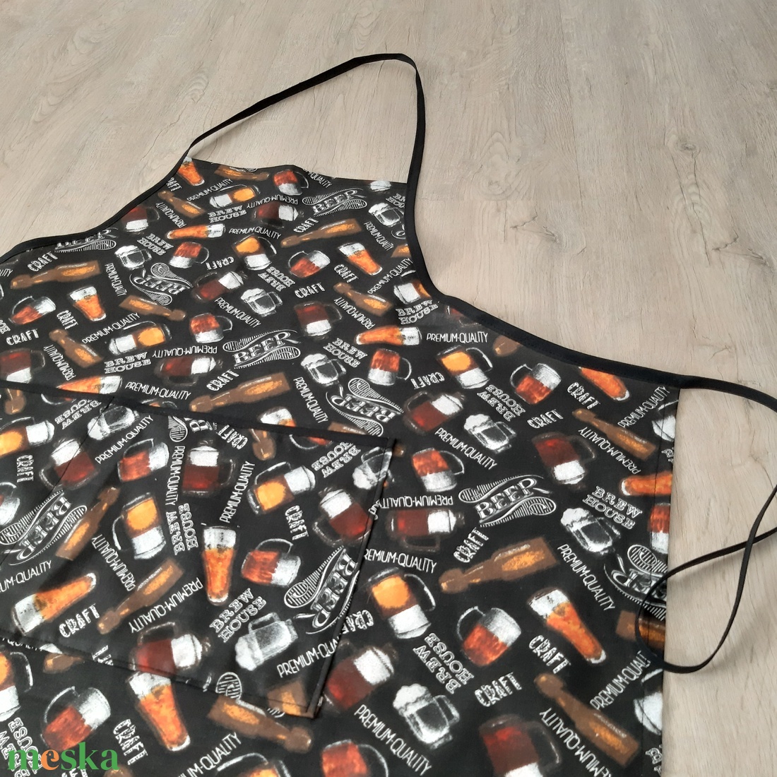 Férfi kötény sörimádóknak - otthon & életmód - konyhafelszerelés, tálalás - konyhai textil - kötény - Meska.hu Férfi kötény sörimádóknak - otthon & életmód - konyhafelszerelés, tálalás - konyhai textil - kötény - Meska.hu