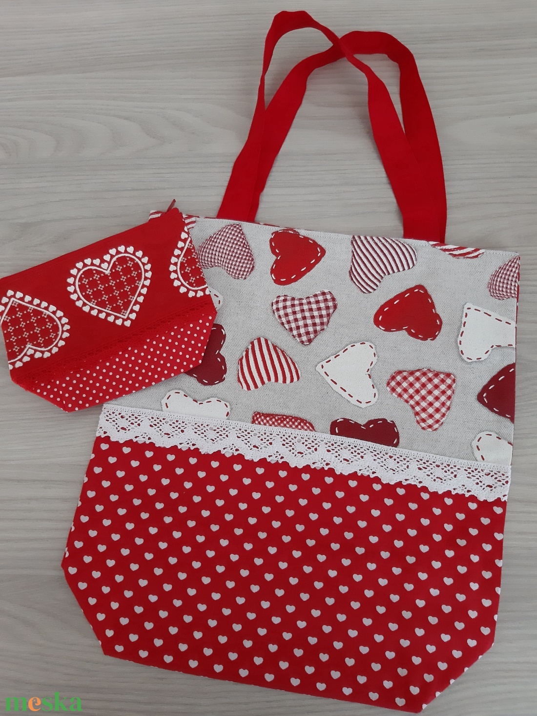 Shopper és cipzáras nesszeszer szett - piros, szívecske mánia - táska & tok - bevásárlás & shopper táska - shopper, textiltáska, szatyor - Meska.hu