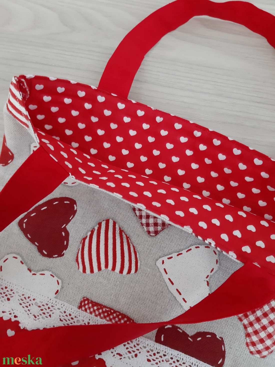 Shopper és cipzáras nesszeszer szett - piros, szívecske mánia - táska & tok - bevásárlás & shopper táska - shopper, textiltáska, szatyor - Meska.hu