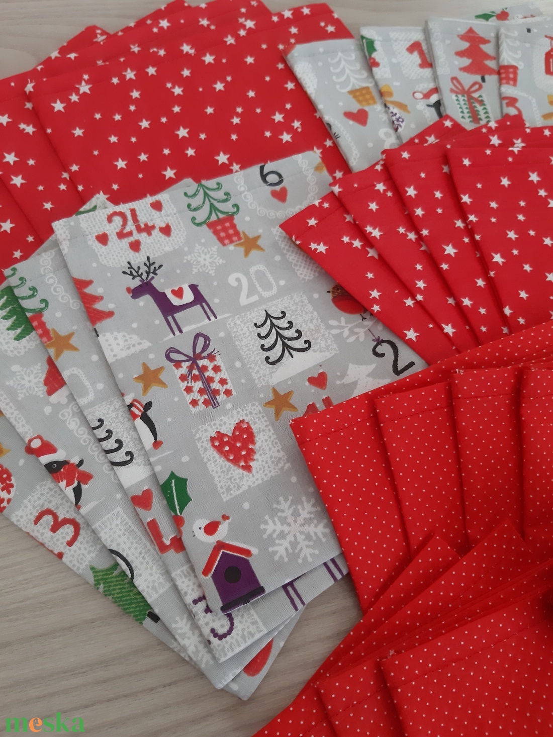 Adventi naptár - ünnepi, vidám színekben - karácsony - adventi díszek - adventi naptár - Meska.hu