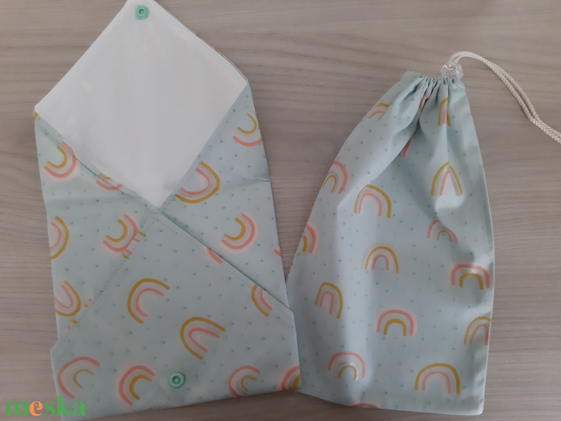 Prémium tízórais szett (2 db-os) gyerekeknek - szivárványos, csajos színvilágban - otthon & életmód - konyhafelszerelés, tálalás - konyhai textil - szalvéta - Meska.hu