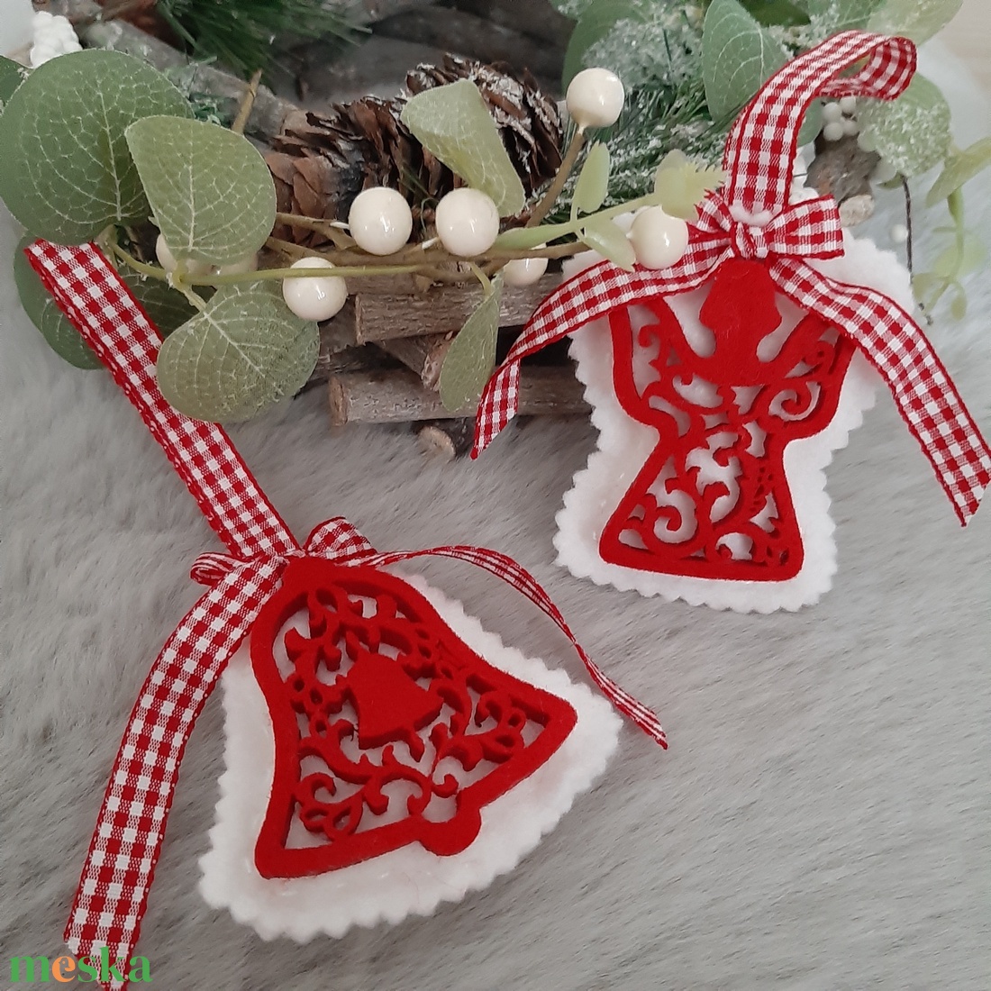 Filc karácsonyi dísz szett - piros kockás angyal és harang - karácsony - karácsonyi lakásdekoráció - karácsonyfadíszek - Meska.hu Filc karácsonyi dísz szett - piros kockás angyal és harang - karácsony - karácsonyi lakásdekoráció - karácsonyfadíszek - Meska.hu
