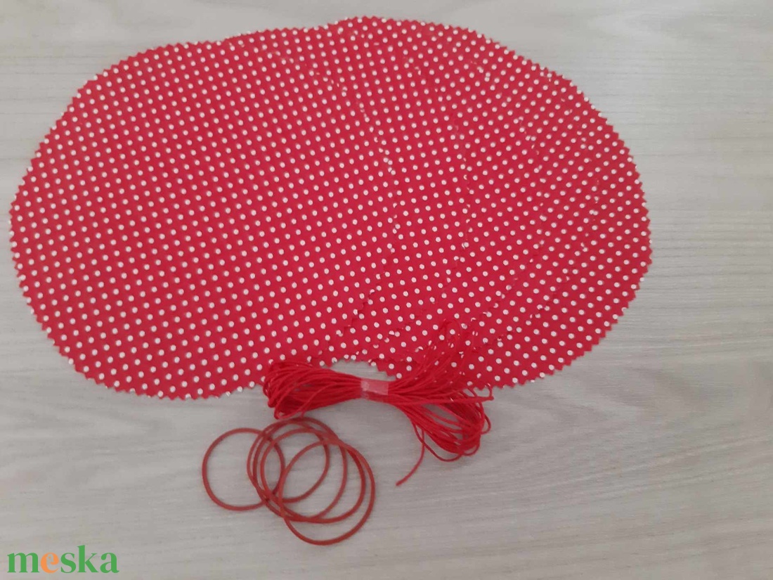 Befőttes tető szett - 5 db-os, piros alapon pötyis (eper) - otthon & életmód - konyhafelszerelés, tálalás - konyhai textil - edényfogó & edényfedő - Meska.hu Befőttes tető szett - 5 db-os, piros alapon pötyis (eper) - otthon & életmód - konyhafelszerelés, tálalás - konyhai textil - edényfogó & edényfedő - Meska.hu