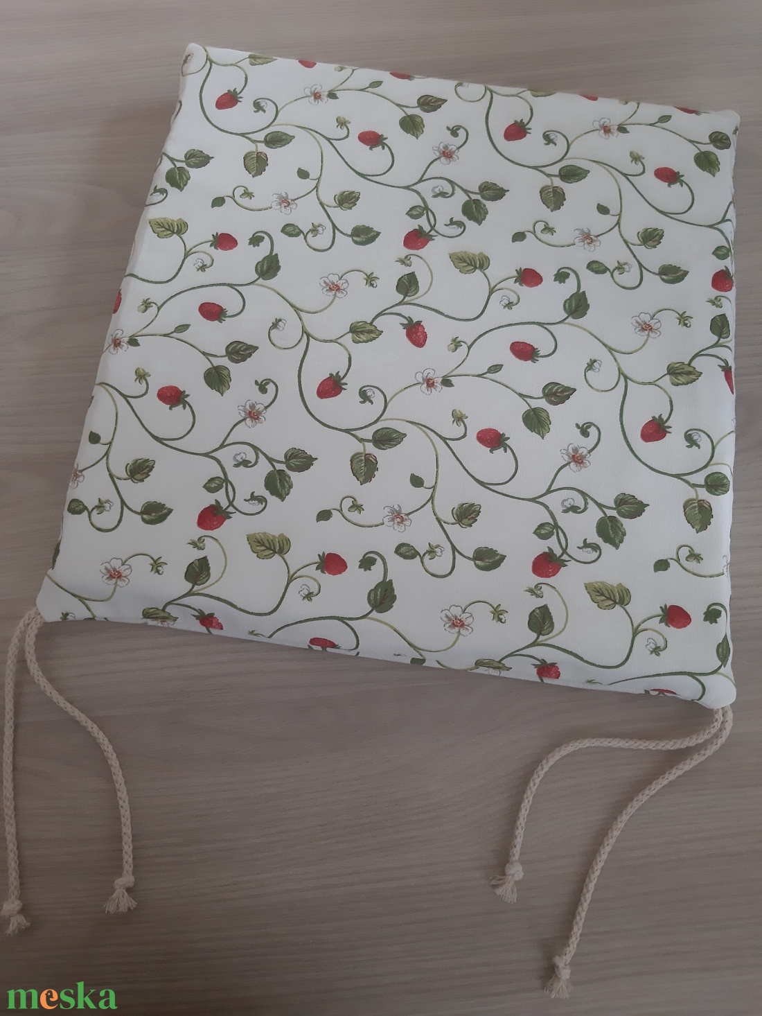 Székpárna szett (10 db-os) - eperke mintával - otthon & életmód - lakástextil - székpárna, huzat - Meska.hu