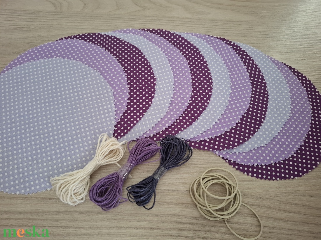 Befőttes tető szett - 12 db-os, lila pötyis árnyalatok (szilva, meggy, vegyi gyümi) - otthon & életmód - konyhafelszerelés, tálalás - konyhai textil - edényfogó & edényfedő - Meska.hu Befőttes tető szett - 12 db-os, lila pötyis árnyalatok (szilva, meggy, vegyi gyümi) - otthon & életmód - konyhafelszerelés, tálalás - konyhai textil - edényfogó & edényfedő - Meska.hu