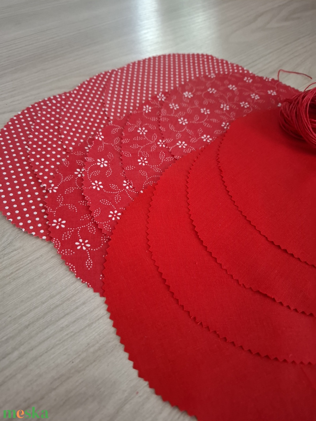 Befőttes tető szett - 12 db-os - piros variációk (eper, meggy, cseresznye, barack) - otthon & életmód - konyhafelszerelés, tálalás - konyhai textil - edényfogó & edényfedő - Meska.hu Befőttes tető szett - 12 db-os - piros variációk (eper, meggy, cseresznye, barack) - otthon & életmód - konyhafelszerelés, tálalás - konyhai textil - edényfogó & edényfedő - Meska.hu