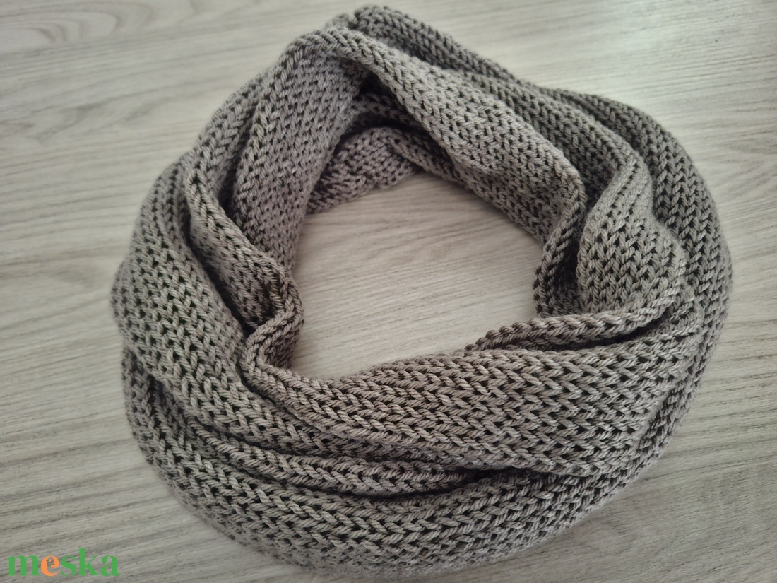 Kötött csősál férfiaknak, puha fonalból - barnásszürke - ruha & divat - sál, sapka, kendő - sál - Meska.hu