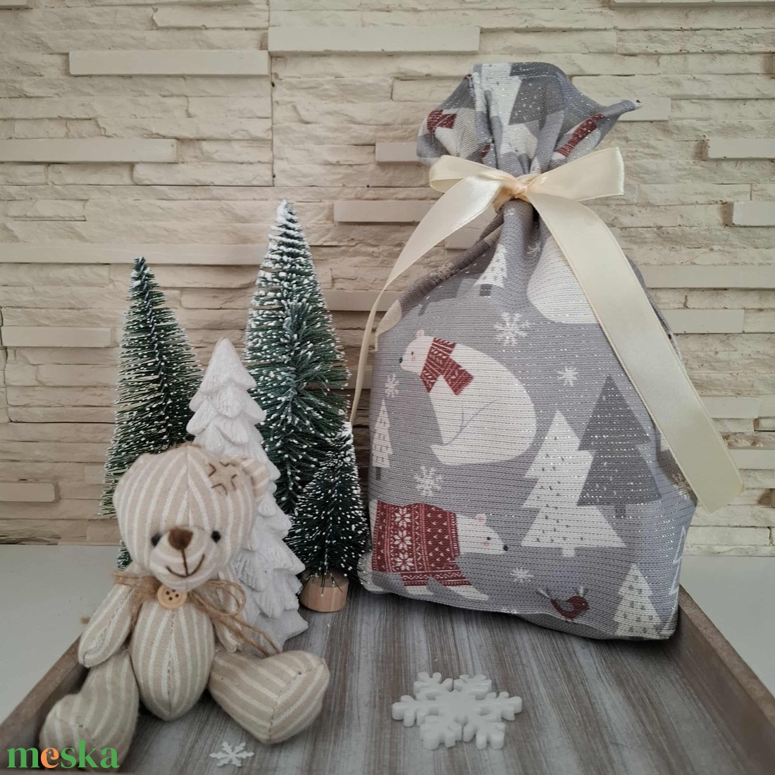 Mikulás zsák - csillogós, jegesmacis mintával - karácsony - mikulás - mikulás zsák - Meska.hu
