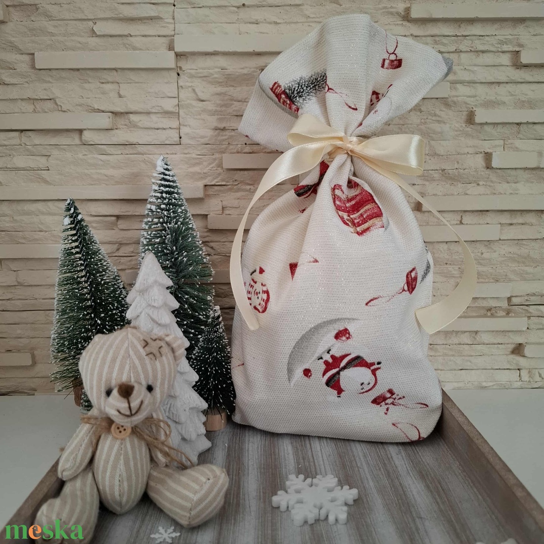 Mikulás zsák - csillogós, hóember és mikulás bácsi mintával - karácsony - mikulás - mikulás zsák - Meska.hu