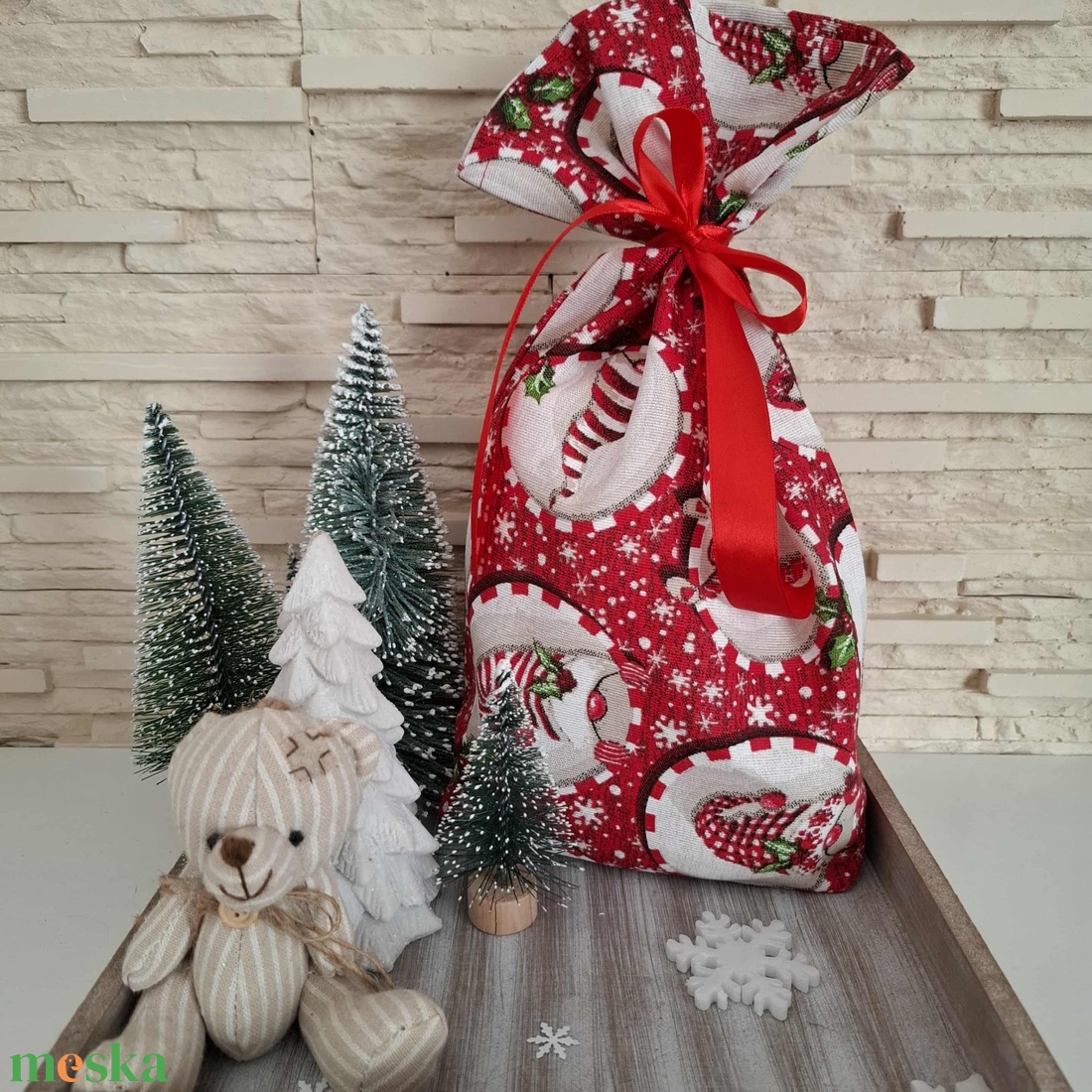 Mikulás zsák - manós, piros színvilágban - karácsony - mikulás - mikulás zsák - Meska.hu