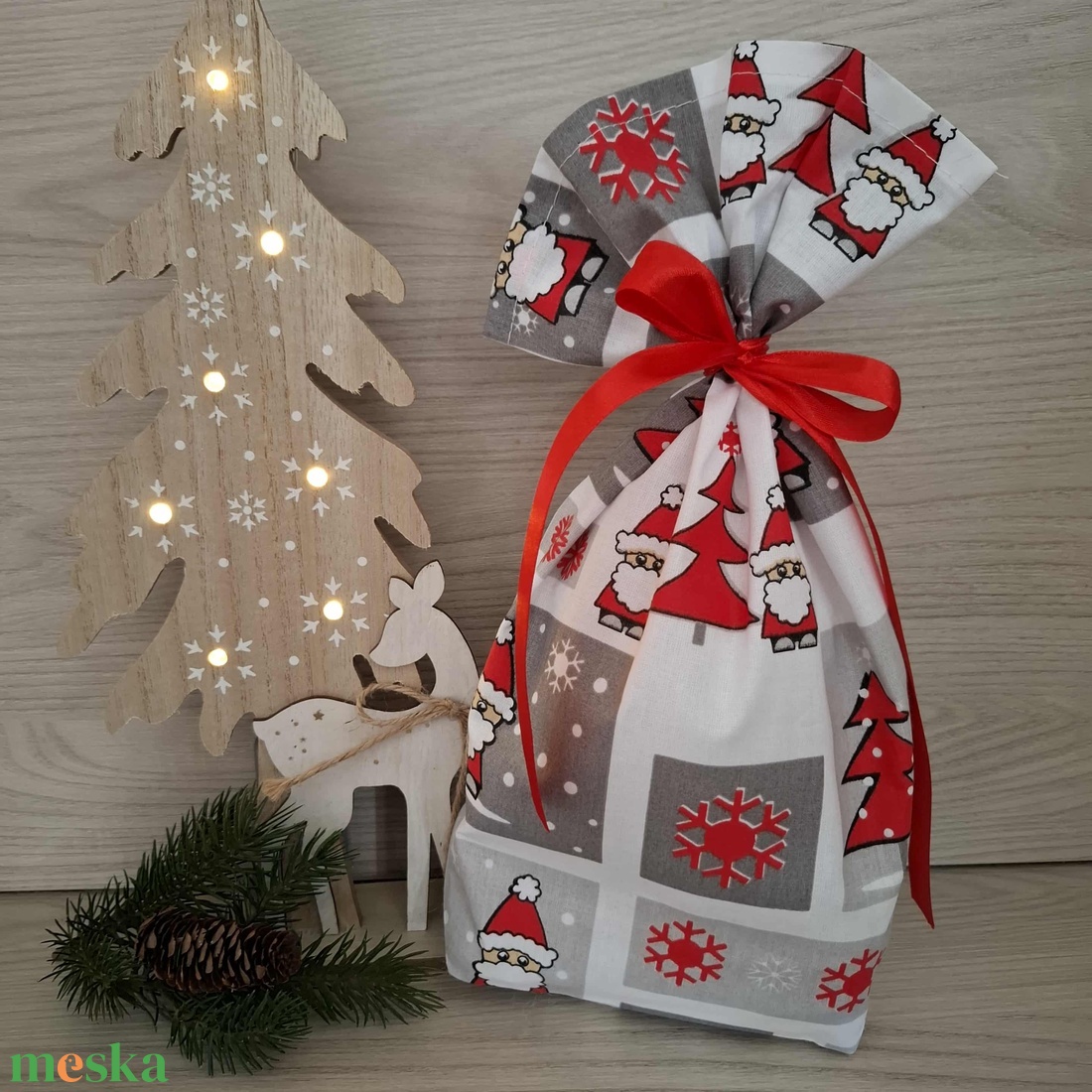 Mikulás zsák - mikulás téli tájban - karácsony - mikulás - mikulás zsák - Meska.hu