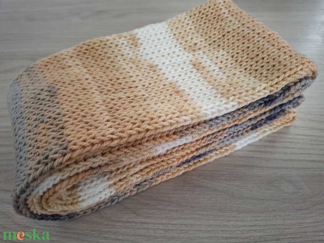 Kötött csősál batikolt fonalból - őszi szellő (szürke és bézs árnyalatok) - ruha & divat - sál, sapka, kendő - sál - Meska.hu