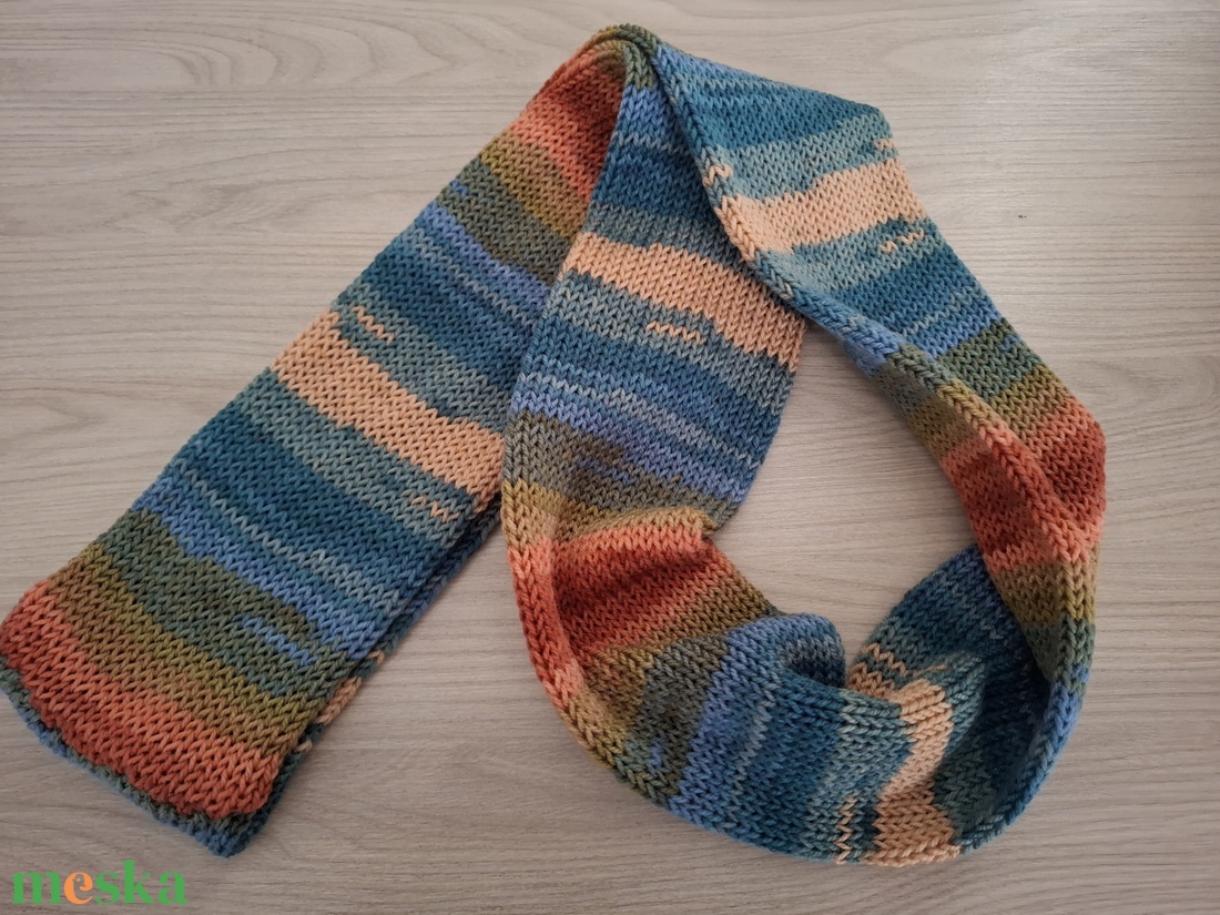 Kötött csősál batikolt fonalból - naplemente  - ruha & divat - sál, sapka, kendő - sál - Meska.hu
