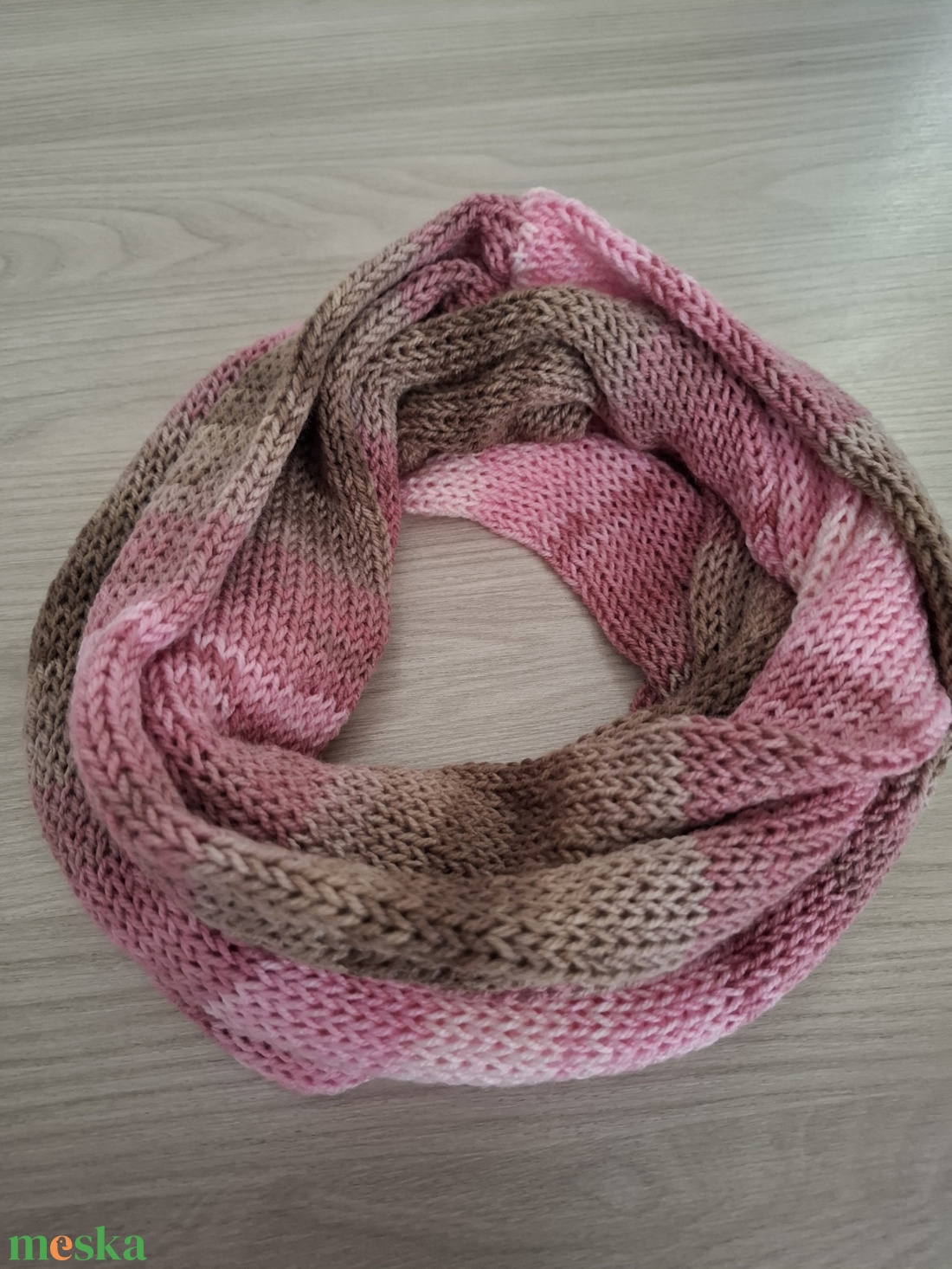 Kötött csősál batikolt fonalból - őszirózsa  - ruha & divat - sál, sapka, kendő - sál - Meska.hu