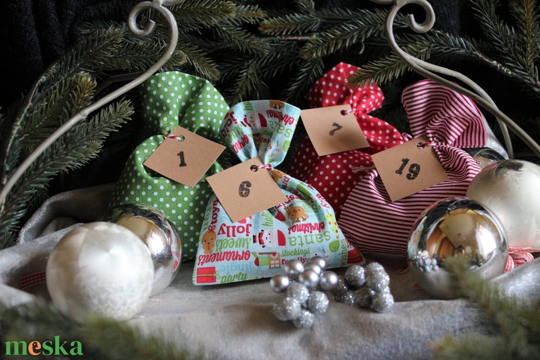 Adventi zsákok (adventi naptár) : piros-zöld szett - karácsony - adventi díszek - adventi naptár - Meska.hu Adventi zsákok (adventi naptár) : piros-zöld szett - karácsony - adventi díszek - adventi naptár - Meska.hu