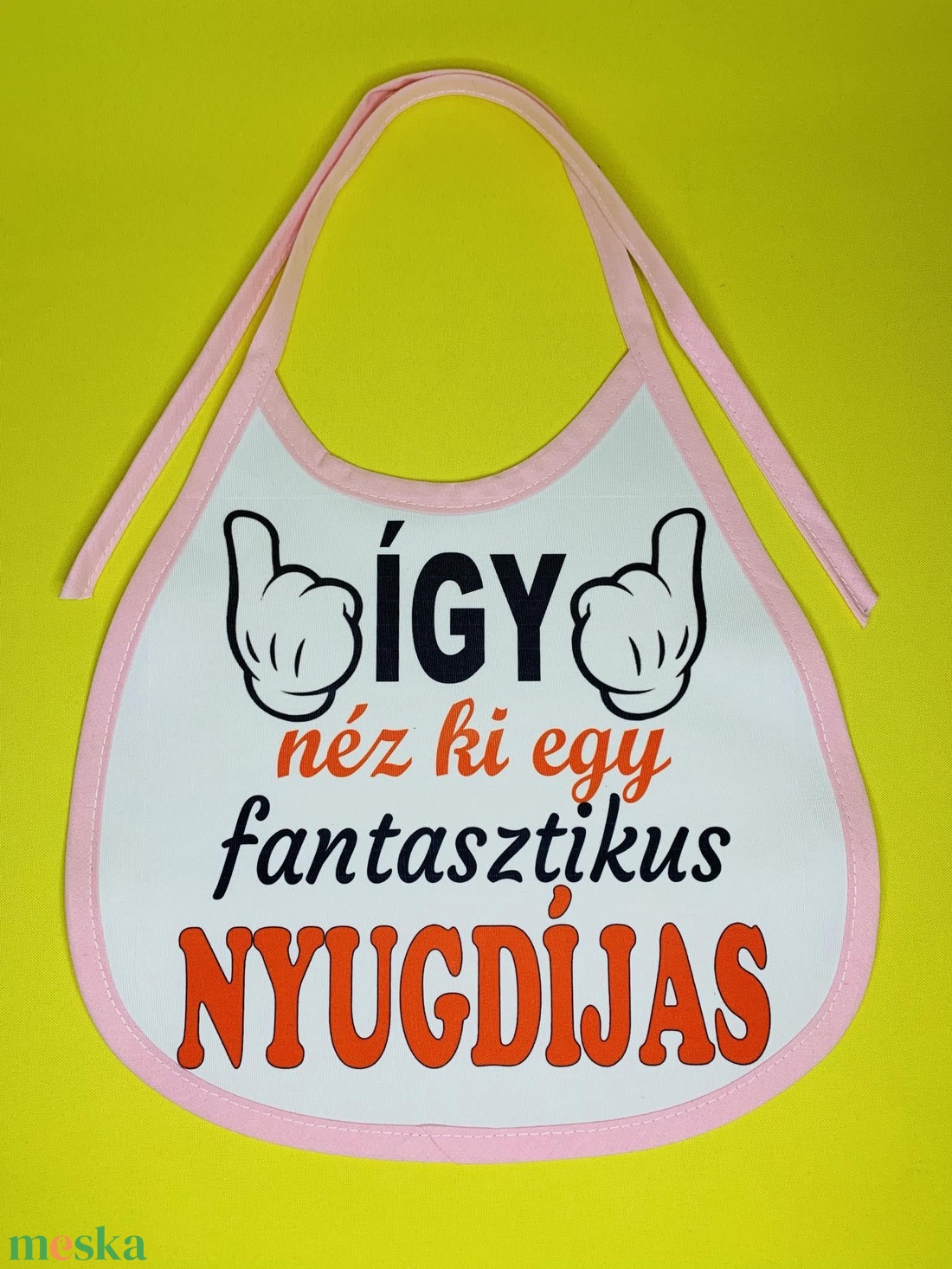 Így néz ki egy fantasztikus nyugdíjas előke, partedli - ruha & divat - sál, sapka, kendő - kendő - Meska.hu Így néz ki egy fantasztikus nyugdíjas előke, partedli - ruha & divat - sál, sapka, kendő - kendő - Meska.hu