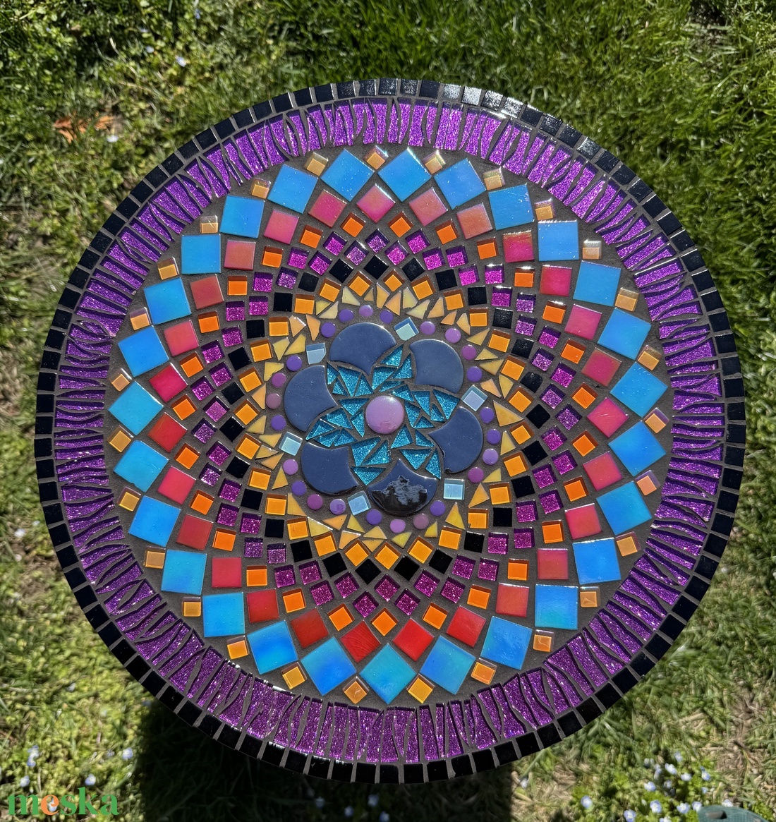 Színes kisasztal, lila, mandala mintával, - otthon & életmód - bútor - asztal - Meska.hu Színes kisasztal, lila, mandala mintával, - otthon & életmód - bútor - asztal - Meska.hu