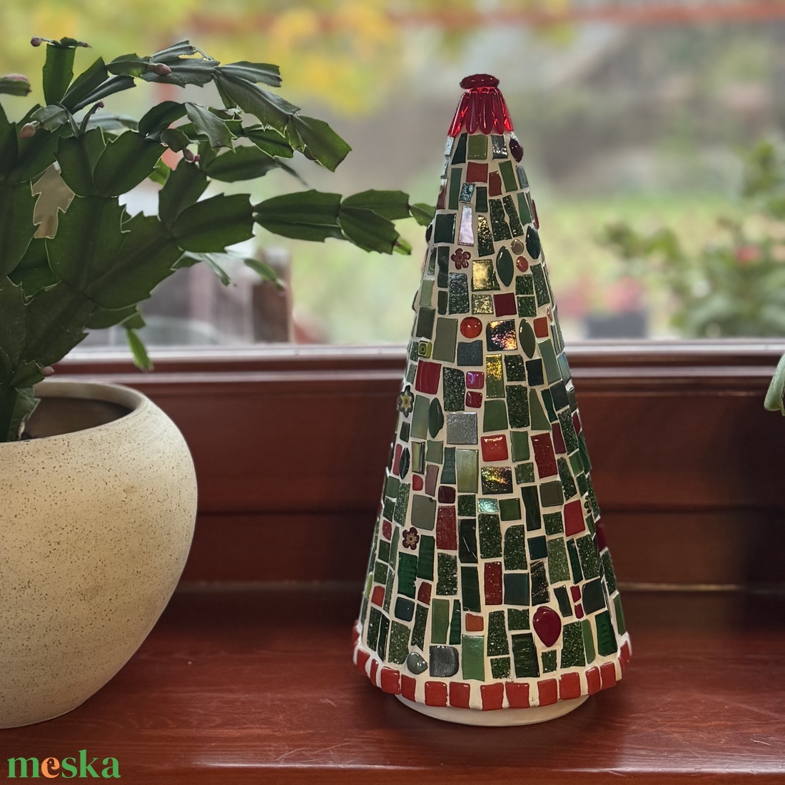 Nagy mozaik fenyő, zöld-piros - karácsony - adventi díszek - adventi ablakdekoráció - Meska.hu